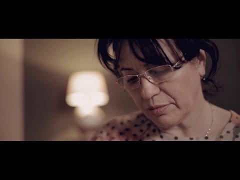 Denisa - Tu imi dai o floare eu o sarutare