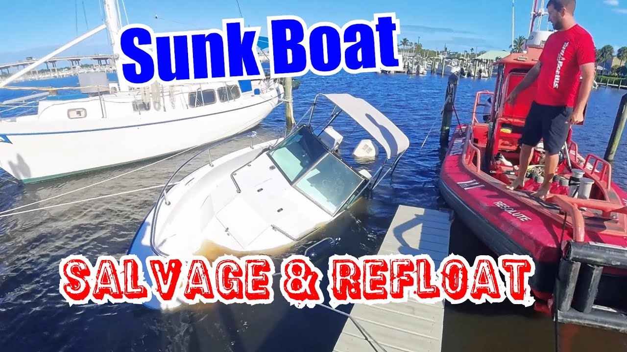 20' Boat Sinks At The Dock After a Torrential Overnight Rain Salvage & Re Float #salvage #boat #sunk