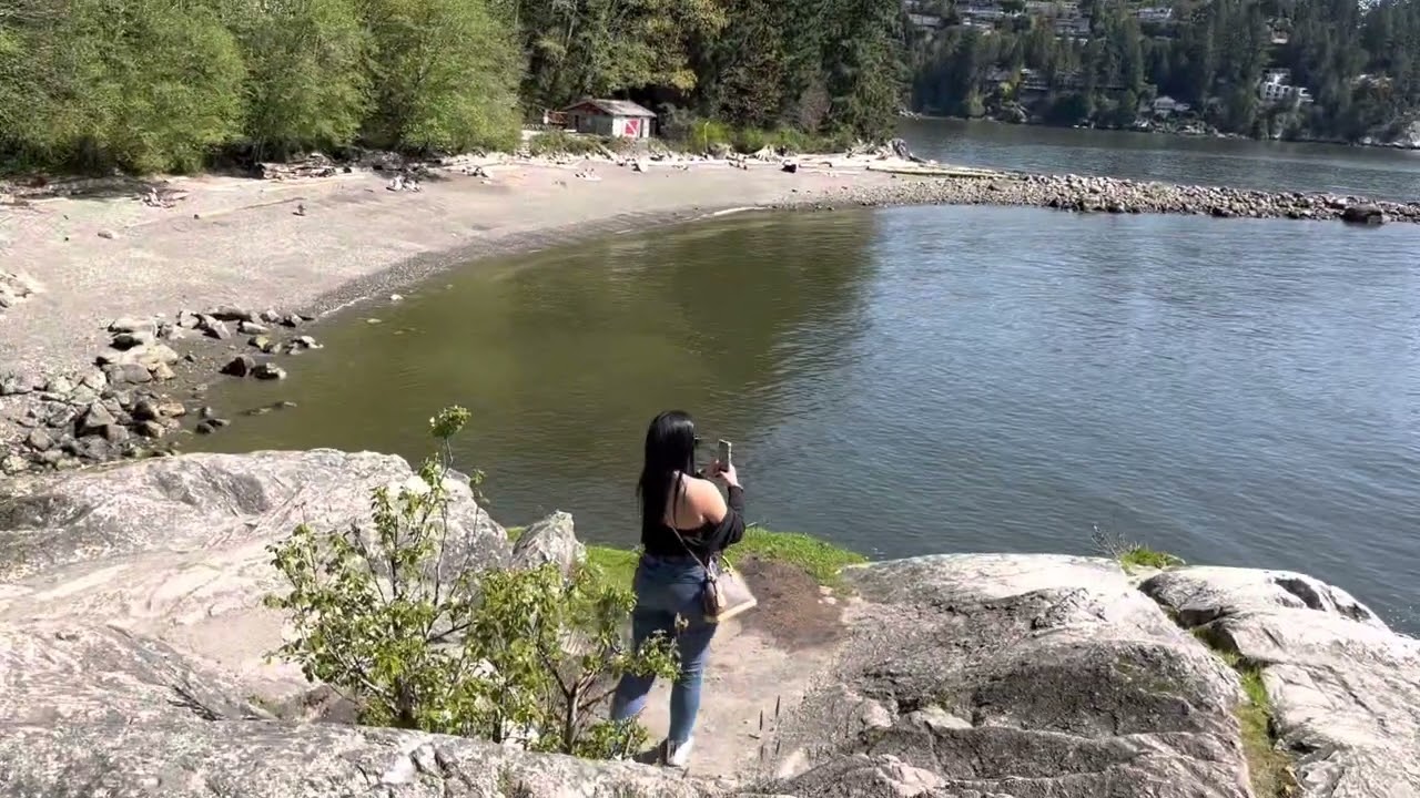Whytecliff park has scenic mountains and has a spectacular views 
