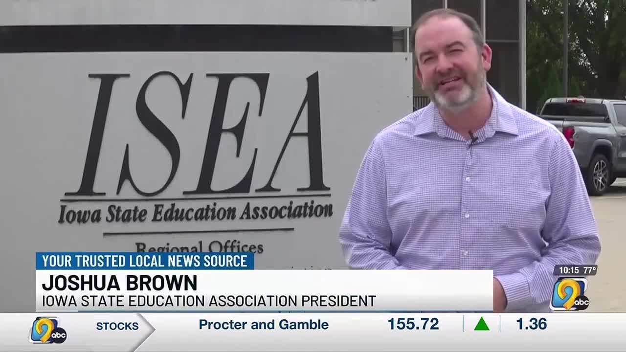 Iowa schools face teacher shortage with hundreds of openings listed as new academic year begins