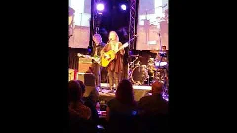 Mitchell Martin Blaylock perform Carolyn Martins W...