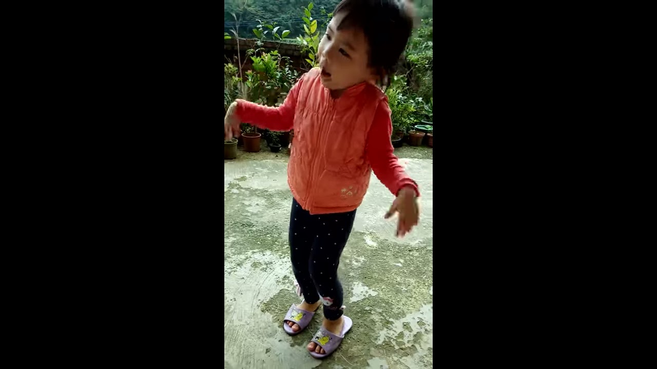 VIRAL!! ANAK KECIL NYANYI LUCU gemes 