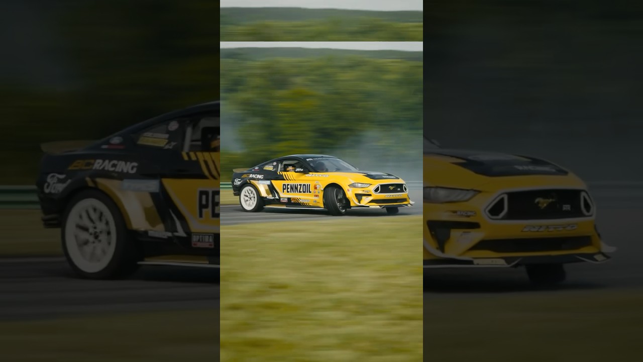 Throwing backies at Hyperfest!