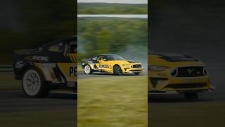 Throwing Backies At Hyperfest