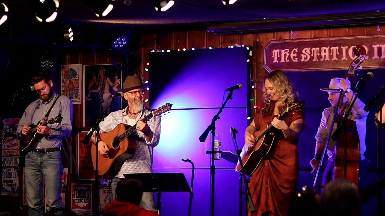 Kristy Cox & Grasstime- Wild Bill Jones