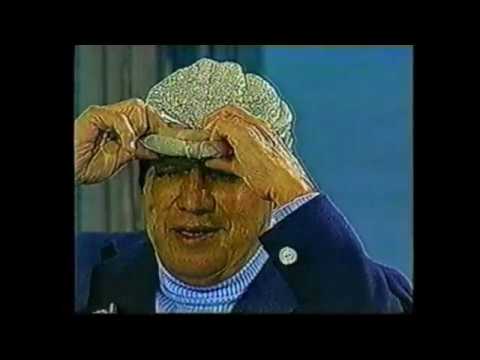 TWO WEEKS BEFORE HIS DEATH EL SANTO UNMASKS ON MEXICO TV 1984