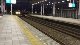 JR関西空港線225系5000番台 関空快速関西空港行き りんくうタウン到着・発車
