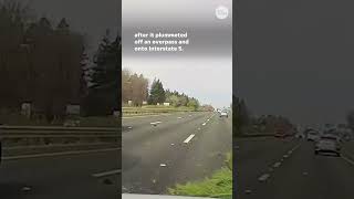 Intense dashcam video shows cars plummet off an overpass #Shorts