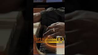Gettin' Funky on a 1973 Hammond B-3 Short