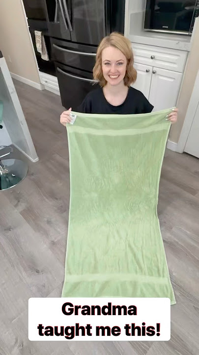 Grandma’s towel folding hack #hack #homedecor