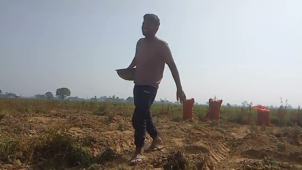 सांप का मंत्र नहीं मालूम बोल दिया फन को चलने#cutebaby