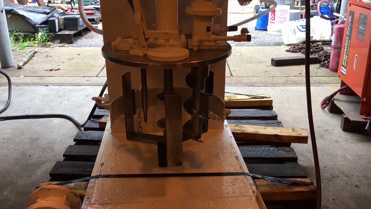 6 gallon Myers Triple Shaft Mixer Test Run - Disperser Blade - YouTube