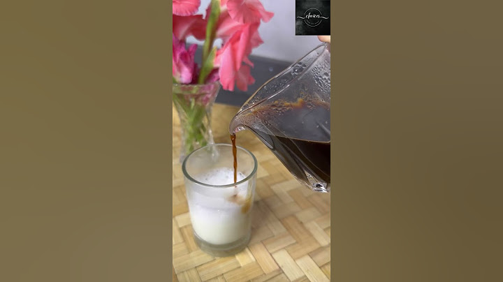 Easy hack to enjoy filter coffee .. all you need is small holes mesh tea strainer :)