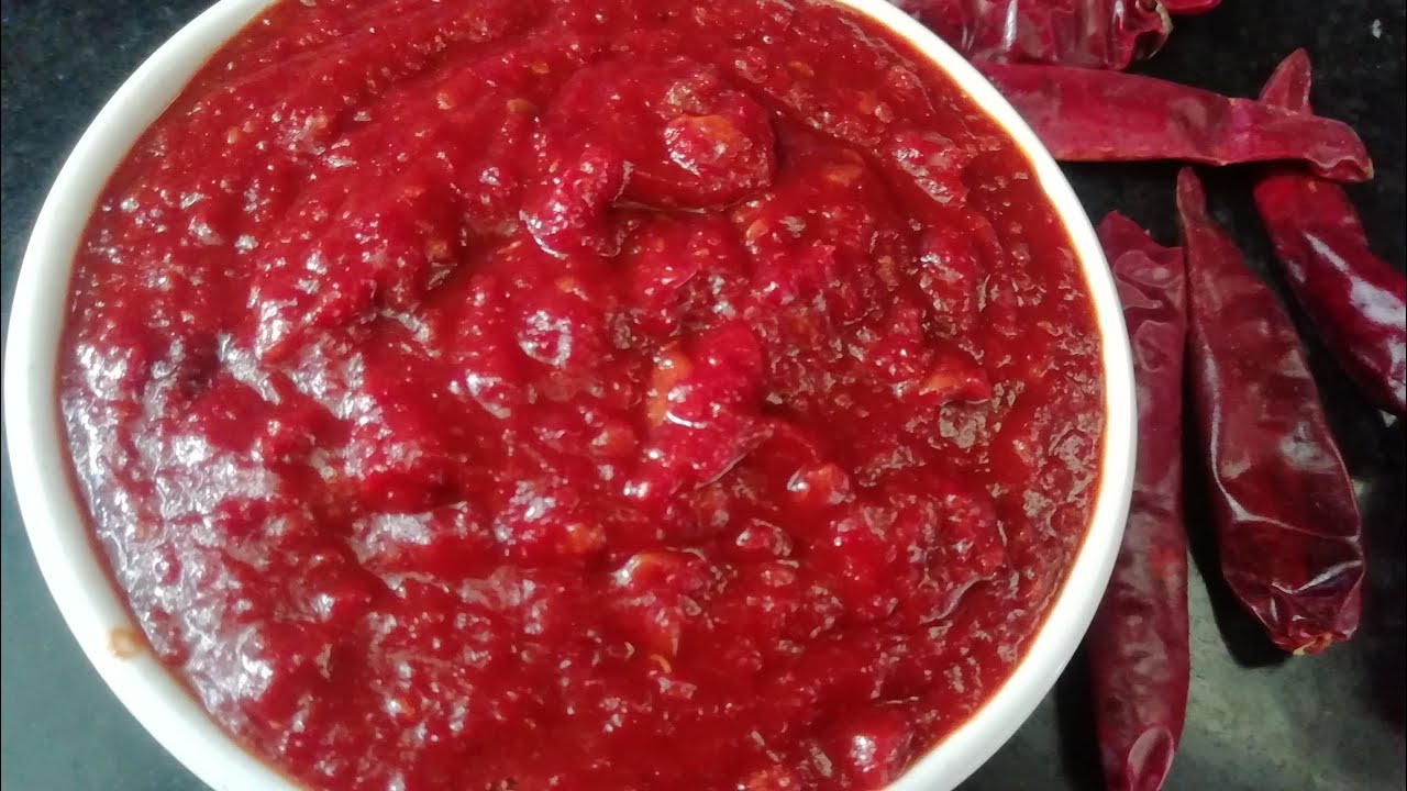 How to make redchilli sauce at home // schezwan sauce recipe in telugu.