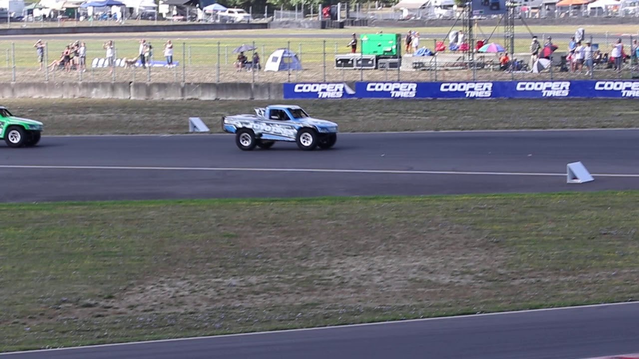 Super SHAKEY CAM Trucks