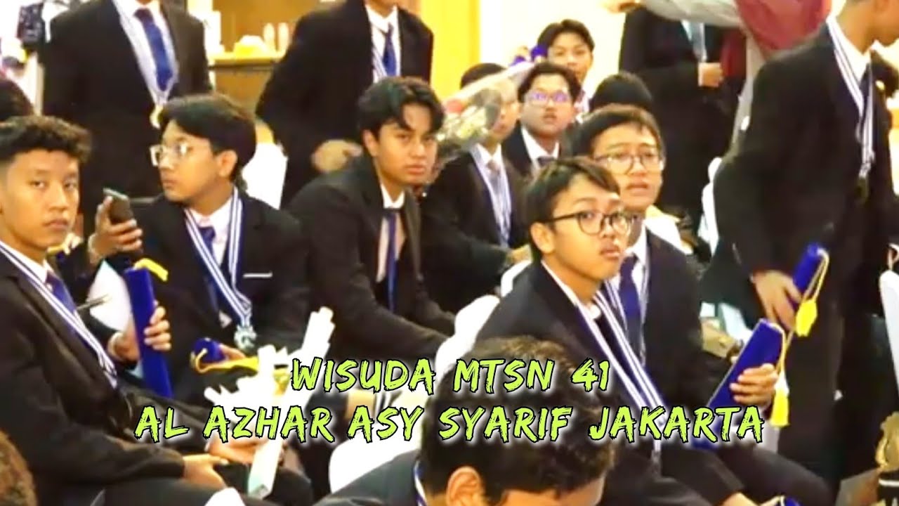 Raut Muka Bahagia Siswa Siswi Lulusan MTSN 41 Jakarta