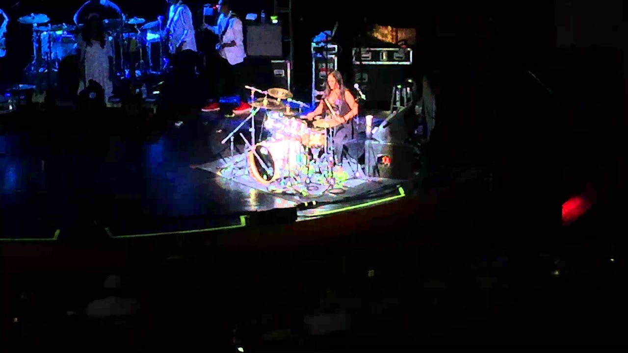 SHEILA E DRUM SOLO YouTube