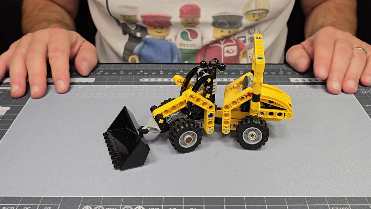 Lego 42197 Compact Wheel Loader assembly
