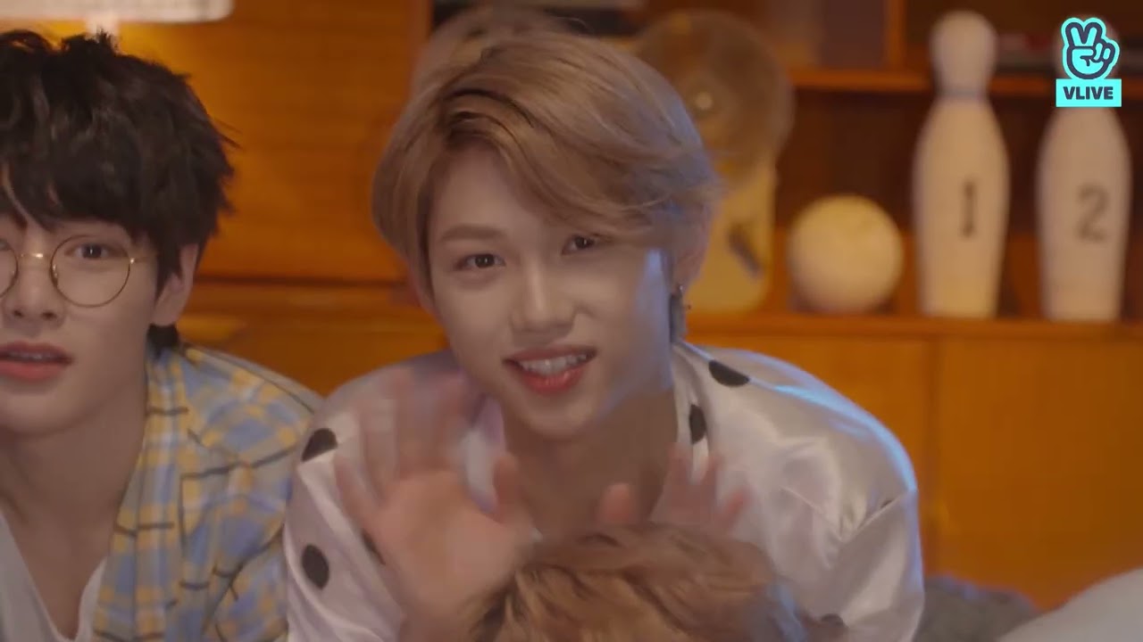 SUBS] Stray Kids X LieV! - 180424 - YouTube