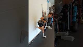 SL hip hinge plate push-out