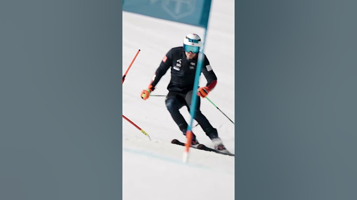 FIS Alpine I Henrik coming in sharp as hell in GS #giantslalom #fis #alpine #kristoffersen #sport