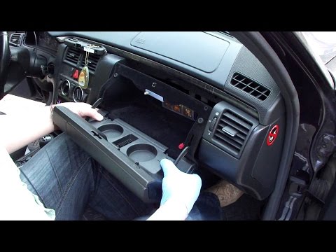 Снятие и ремонт бардачка Merceds W210 Glove Box Repair