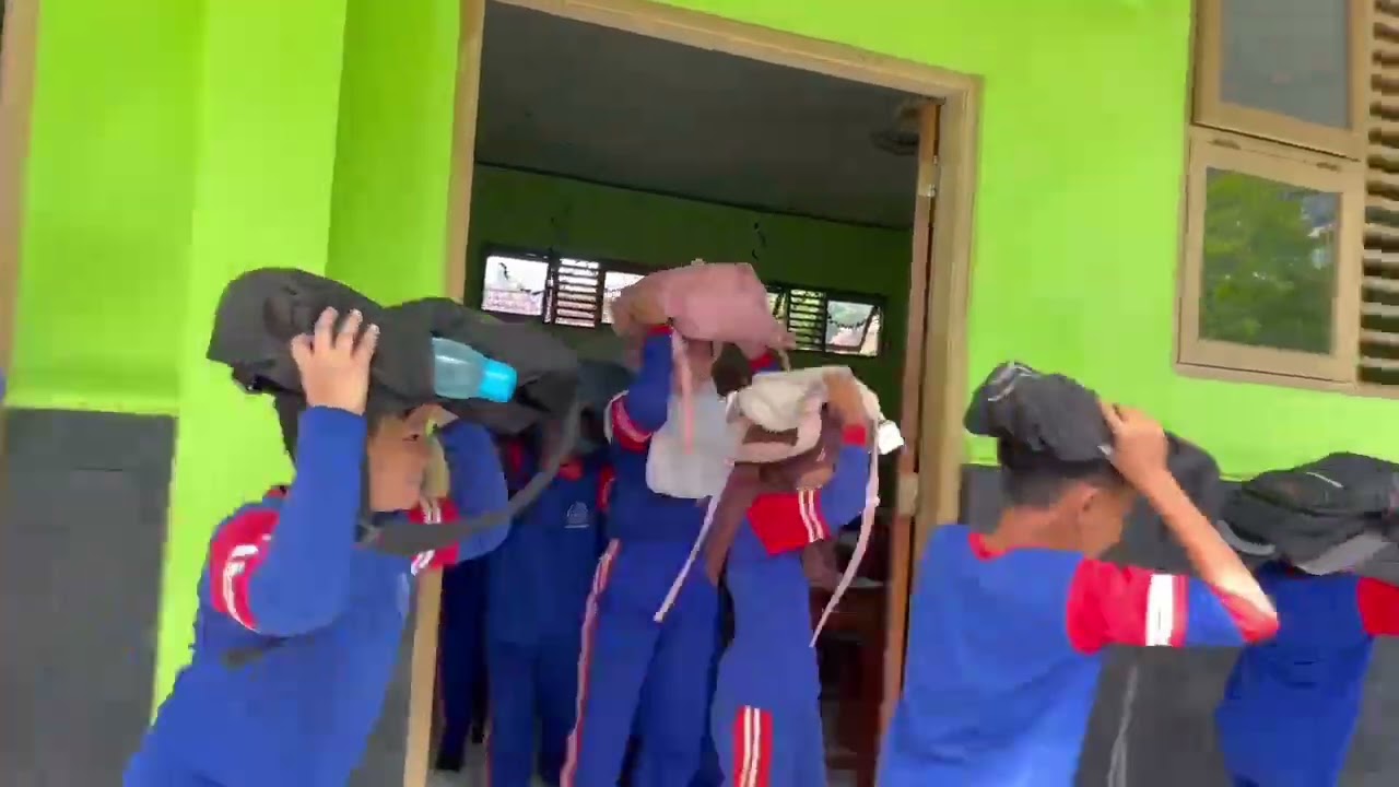 SIMULASI BENCANA GEMPA BUMI SDN PATALAN BARU