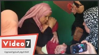 انهيار و بكاء طالبات الثانوية العامة بسبب 