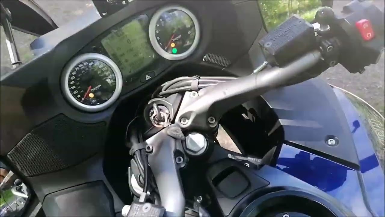 Big Bike TRIUMPH TROPHY 1200 SE