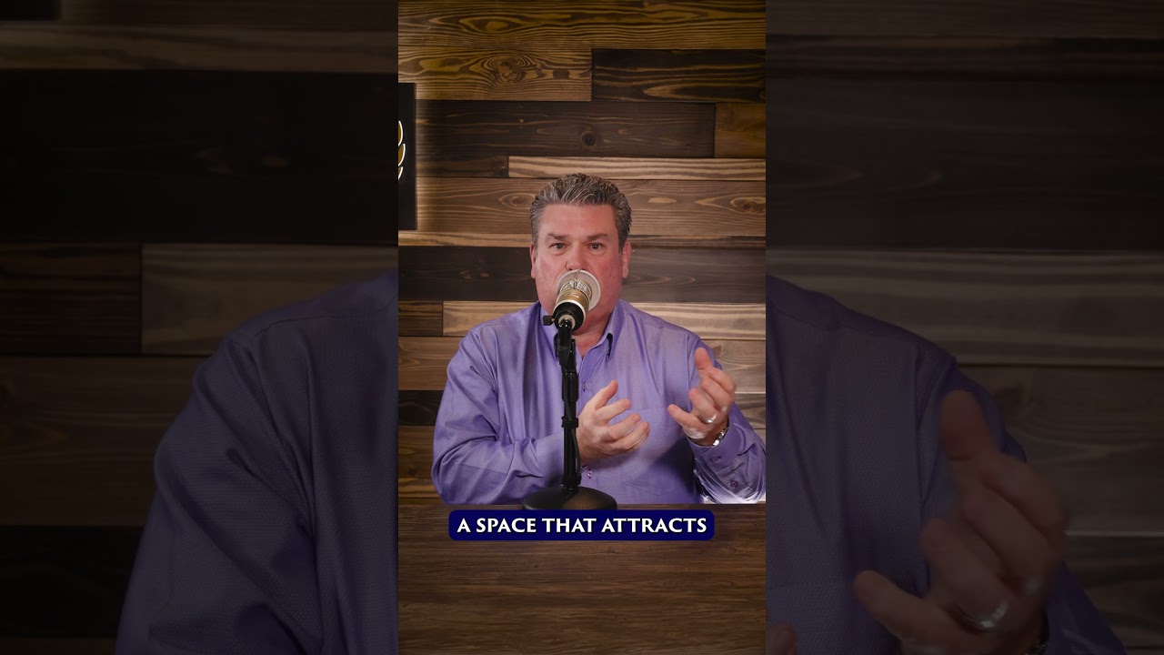 Inbound Marketing vs. Outbound Marketing: What's the Difference and Why You Need Both