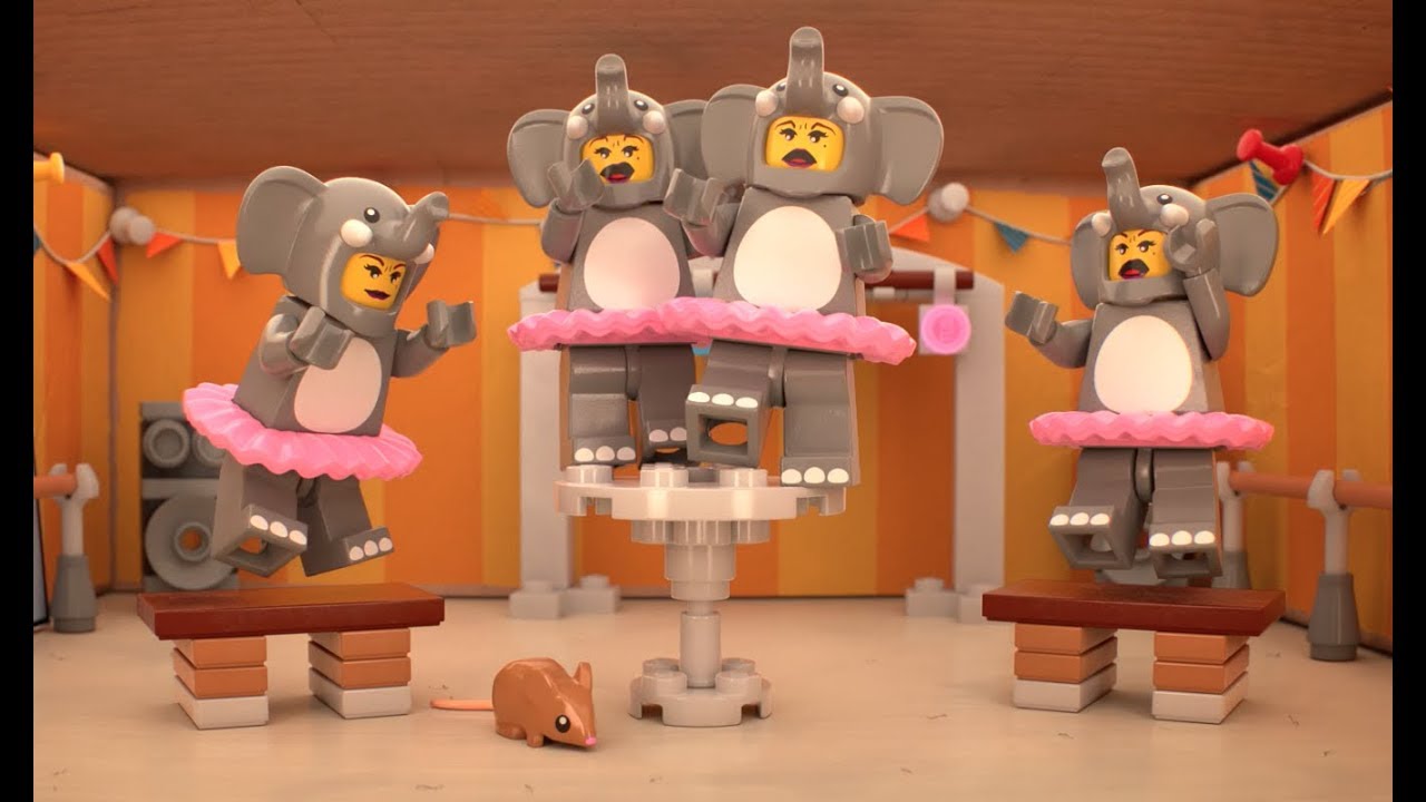 games people play Taking Care of a Little Scare - LEGO Minifigures - Series 18