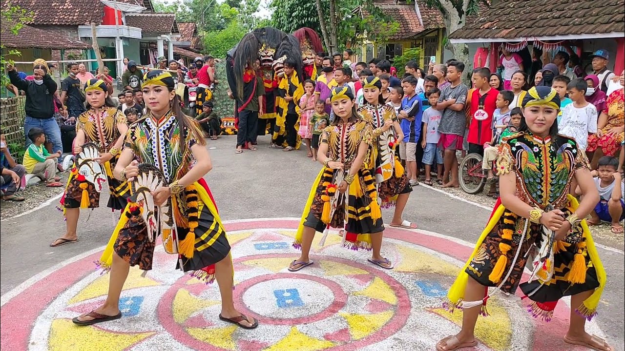 Jaranan &Bujang Ganong Barongan Mustiko Nuswantoro Patalan