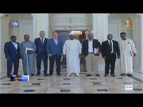 PRÉSIDENCE DE LA RÉPUBLIQUE - UNE DÉLÉGATION DES INVESTISSEURS MINIERS AU PALAIS PRÉSIDENTIEL PRÉSIDENCE DE LA RÉPUBLIQUE - UNE DÉLÉGATION DES INVESTISSEURS MINIERS AU PALAIS PRÉSIDENTIEL