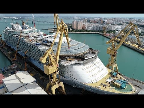 World’s Largest Cruise Ship Gets Amplified: Oasis of the Seas Construction Update