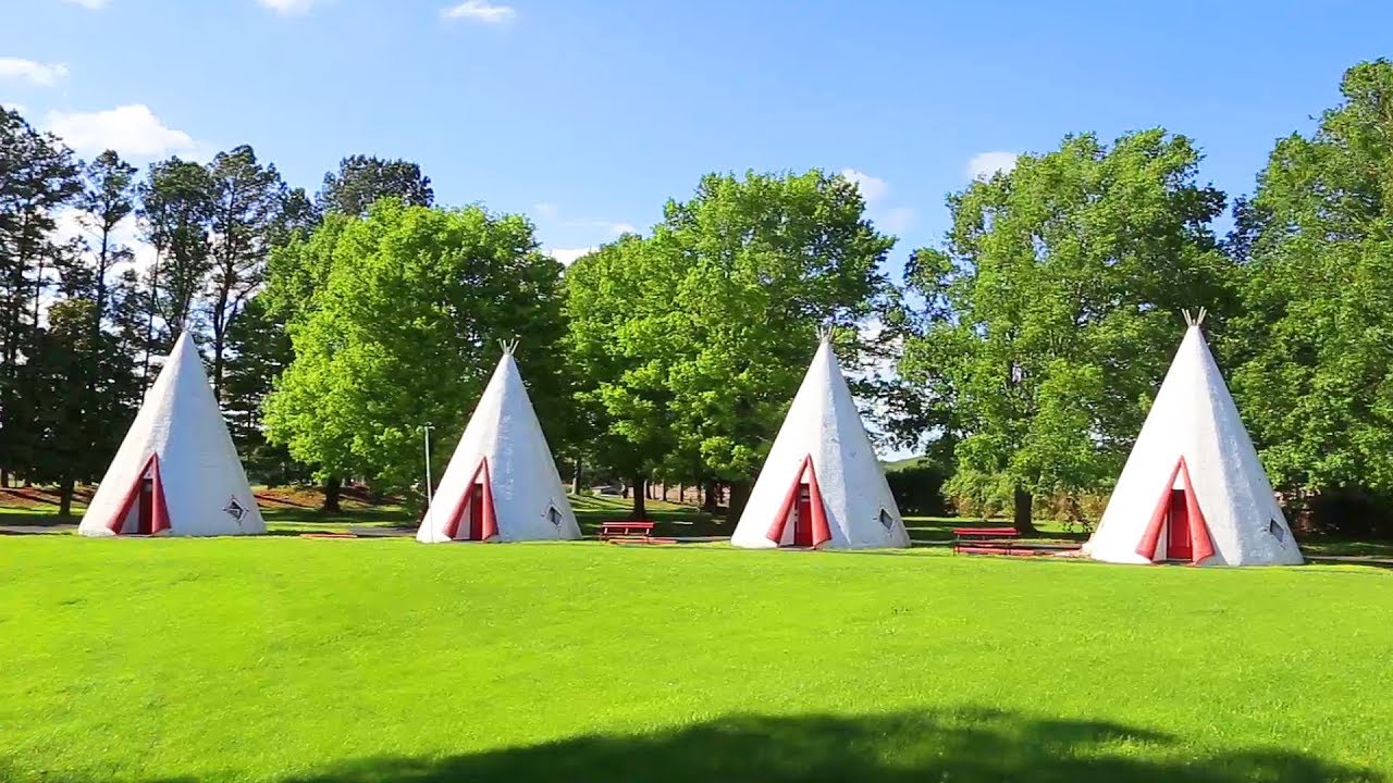 Resulta ng larawan para sa Wigwam Hotel in Wigwam Village, South Dakota