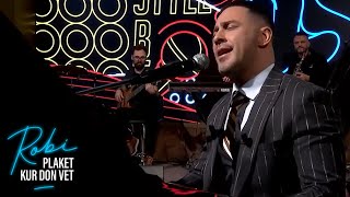 Robert Berisha me performance live