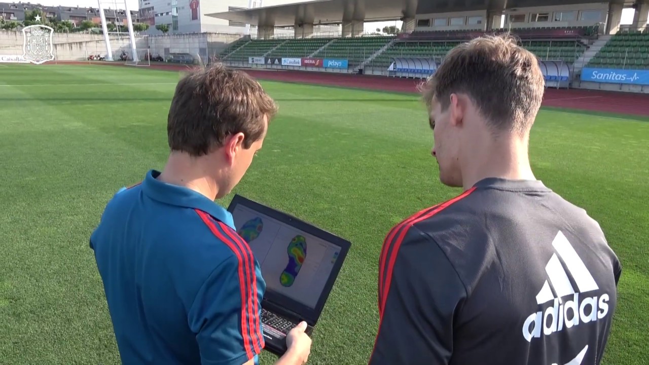 4. ¿Cuáles son los horarios de atención de Ramón Power en Sanitas?