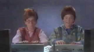 Atari 65XE 1985 Commercial Commodore 64 vs Atari 65XE Net Worth