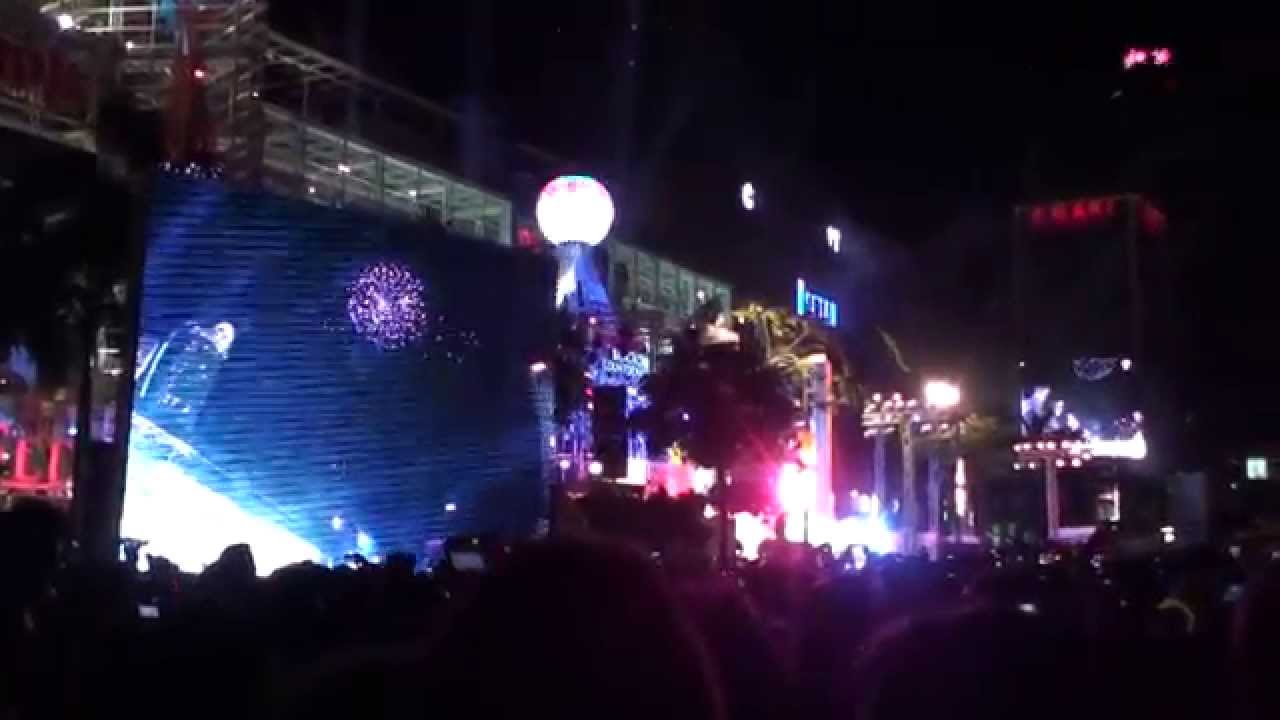 BANGKOK Countdown 2009 バンコクカウントダウン 2009 セントラルワールド