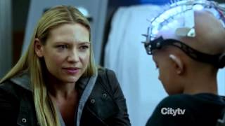 Fringe Episode 5.10 Scene - His Mind Is Responding To The Question