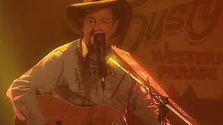 Slim Dusty - When The Rain Tumbles Down In July chords