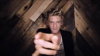 Cody Simpson Outros
