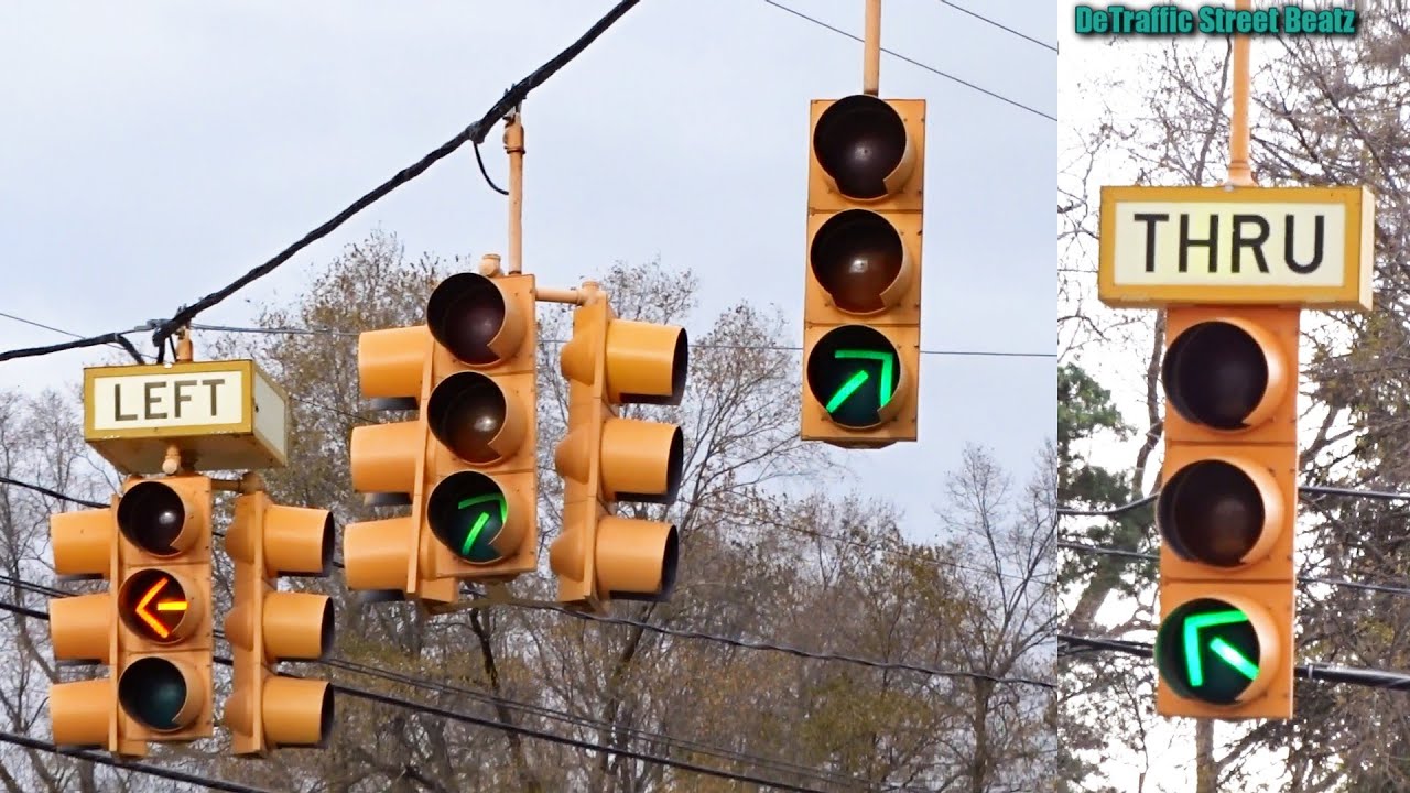Incandescent Up-Right Arrow Traffic Lights | N Leroy St & North Rd