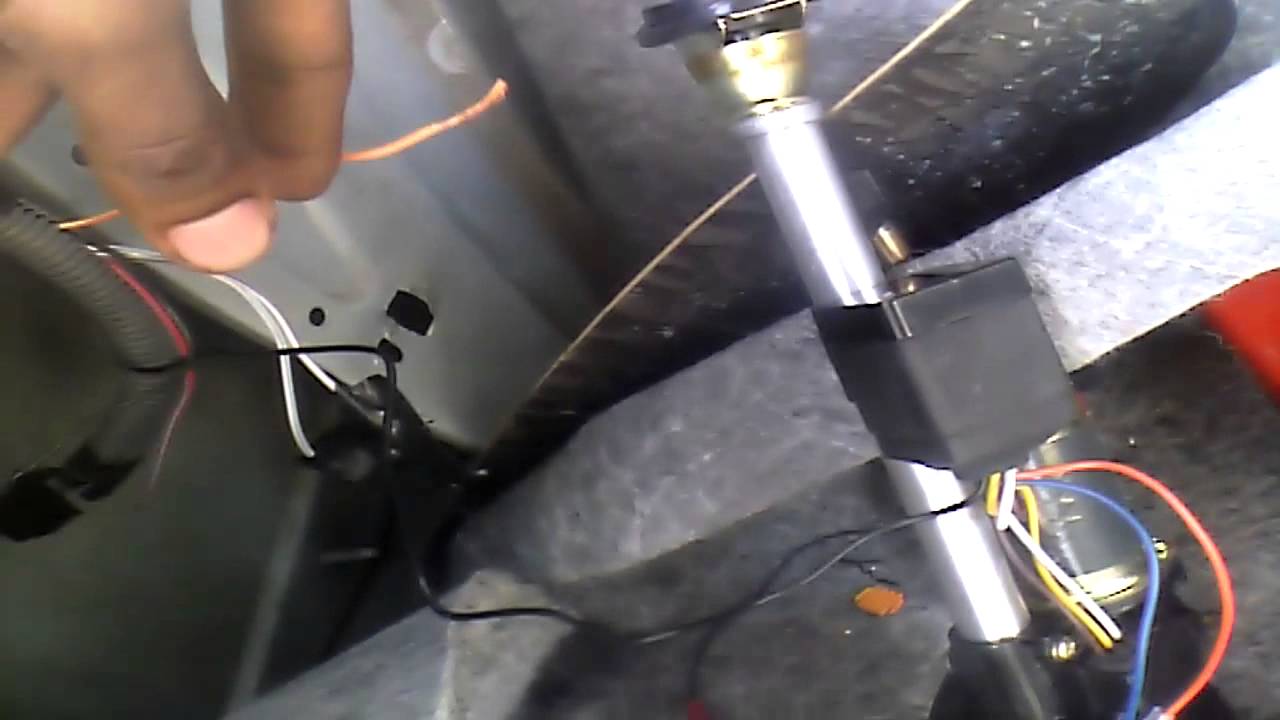 Power antenna part 3/4 94 Lincoln town car YouTube