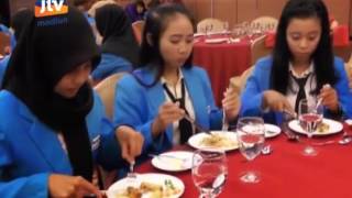 Download lagu Table Manner Mahasiswa Angkatan 2015 2016 Wearnes Education Center Madiun