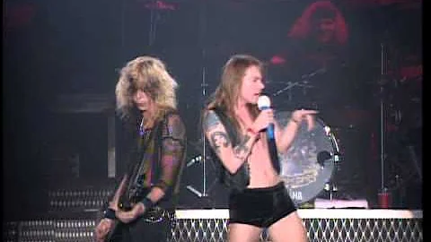 Guns n Roses - IT'S SO EASY LIVE IN TOKIO 1992