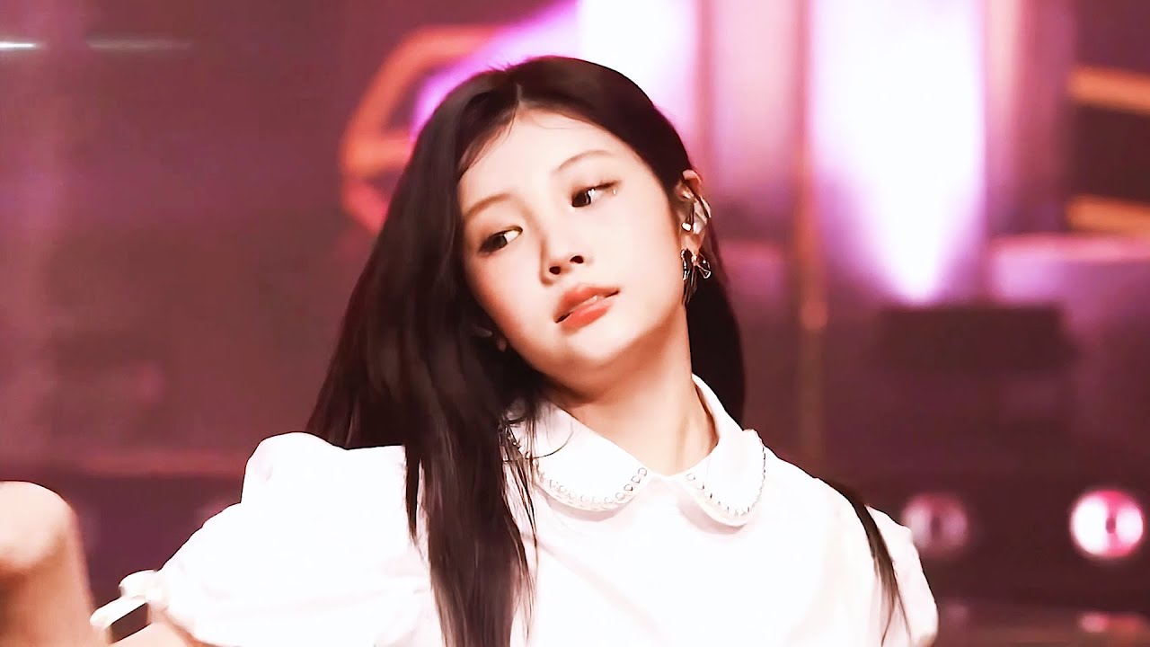 🅸🅻🅻🅸🆃 241230 일본 레코드 대상 - 아일릿