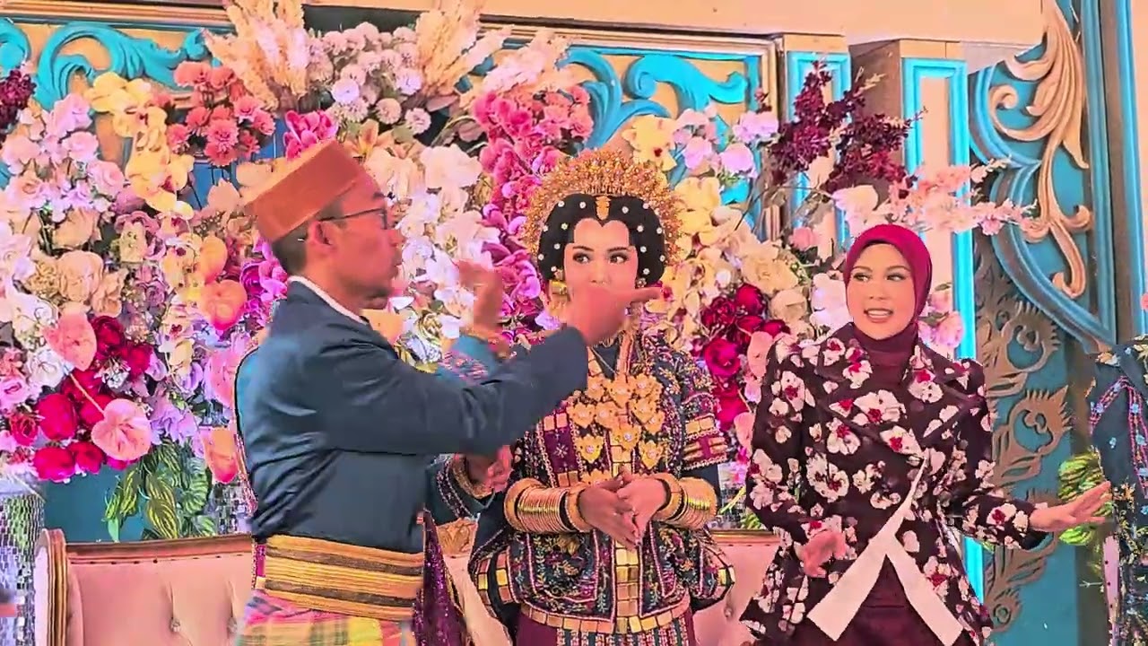 kehadiran selfi di acara prnikahan andi rama dengan insani