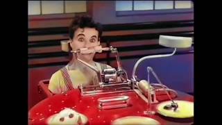 Charlie Chaplin Modern Zamanlar Türkçe İzle Tempos Modernos 1080P Hd Komi̇k Yemek Sahnesi̇