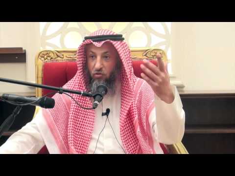 هل يجوز أصاحب لبرالي أو علماني